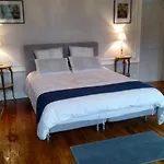 D'hôtes La Bourbelle Maison d'hôtes Neufmoutiers-en-Brie